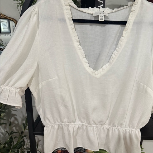 Topshop Cream V-Neck Ruffle Blouse size 14 - Picture 4 of 5